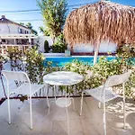 Maris Guest house