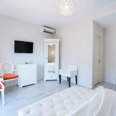 Maris Penzion Vama Veche